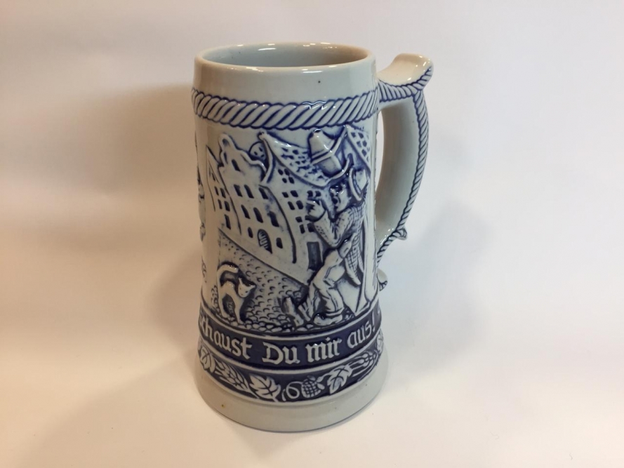 Caneco de chopp de porcelana Tönies