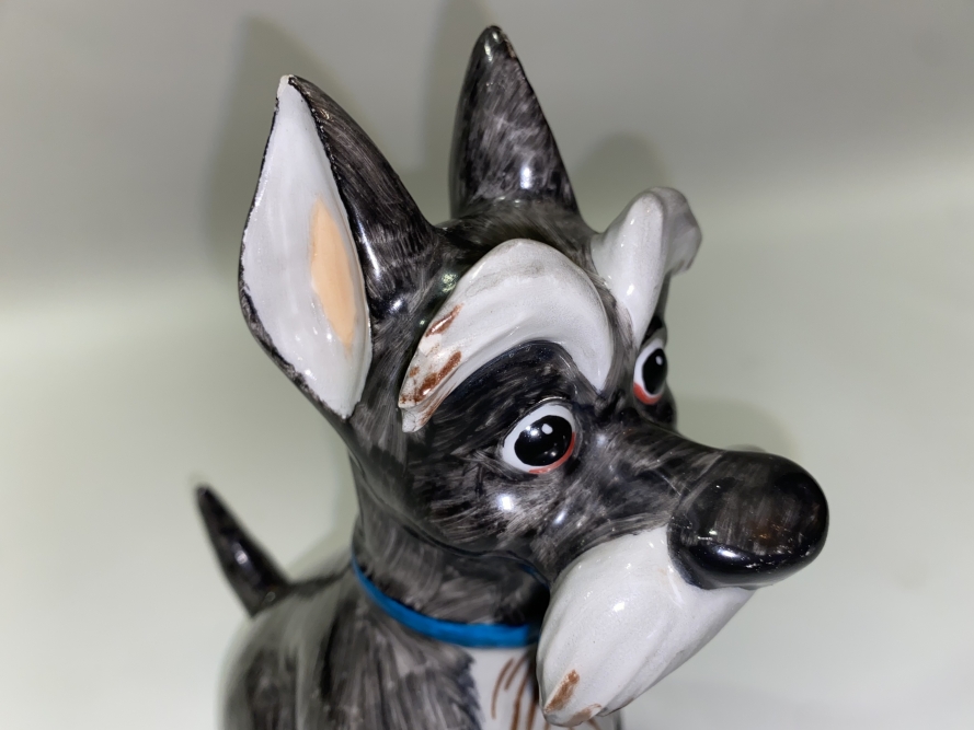 Miniatura de porcelana do cachorro Vagabundo  