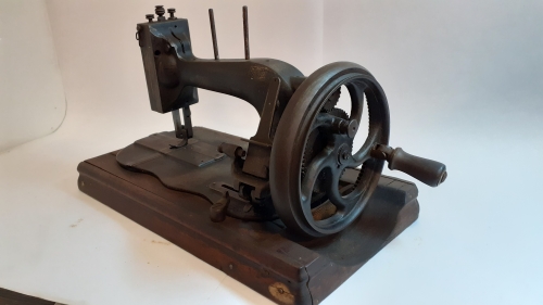 Máquina de costura Köhler 