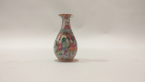 Mini vaso de porcelana oriental